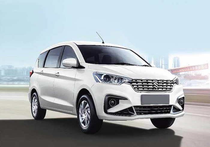 Maruti Ertiga / Kia Creta for family tours and group travel in Jaipur