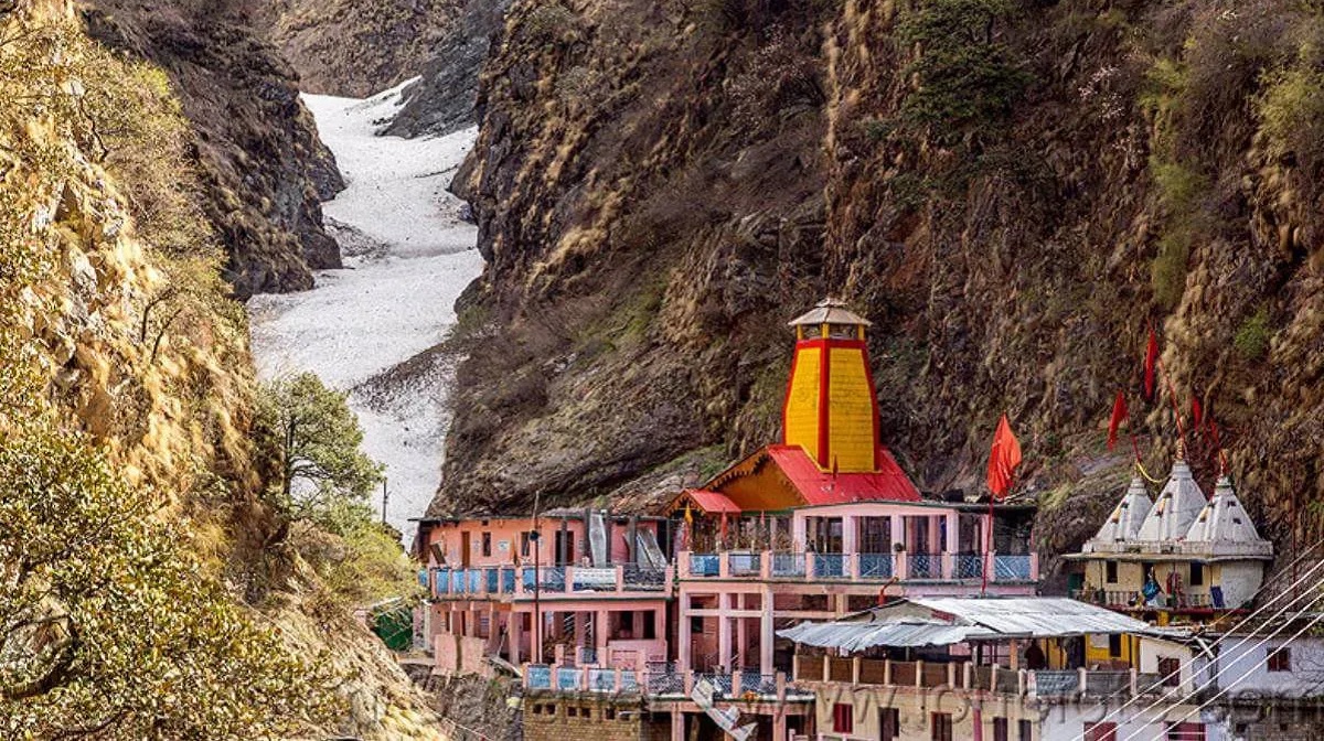 Yamunotri Temple - Sacred pilgrimage destination in Uttarakhand for Char Dham Yatra